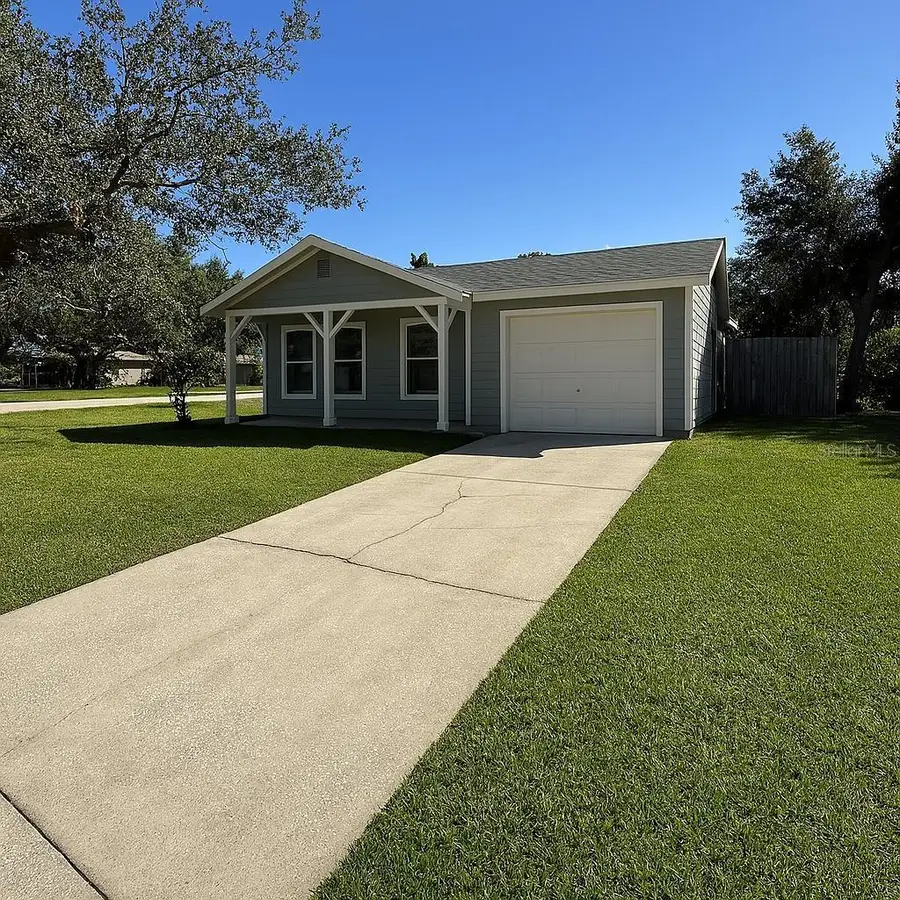 1312 North Avenue, Tavares, FL 32778 - Image #2