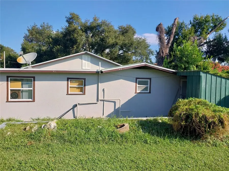 37732 Cecil Lane, Zephyrhills, FL 33542 - Image #2