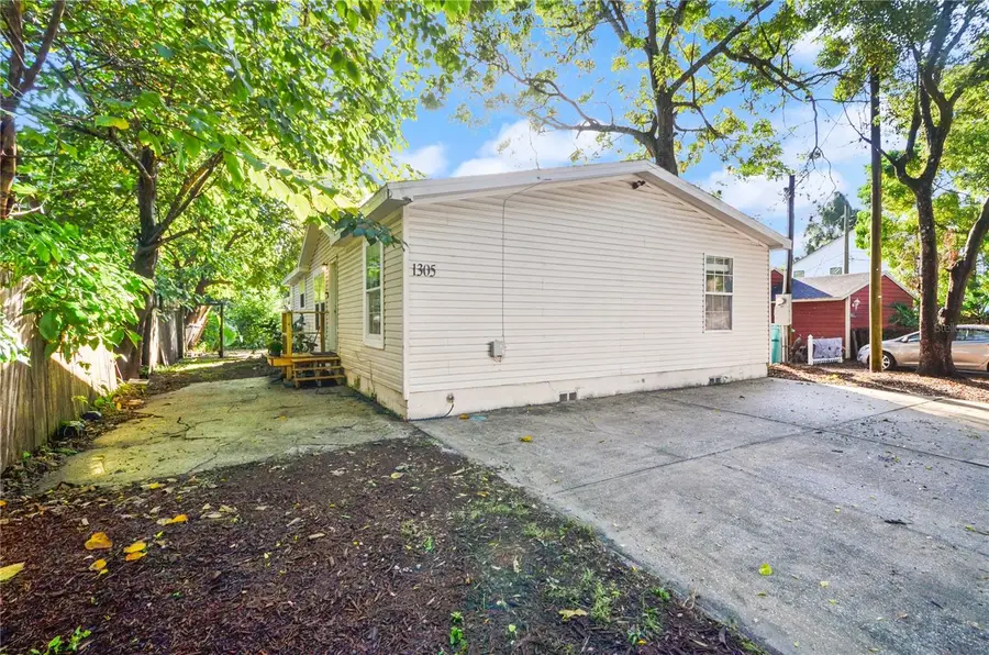 1305 Groveland Avenue, Orlando, FL 32806 - Image #2