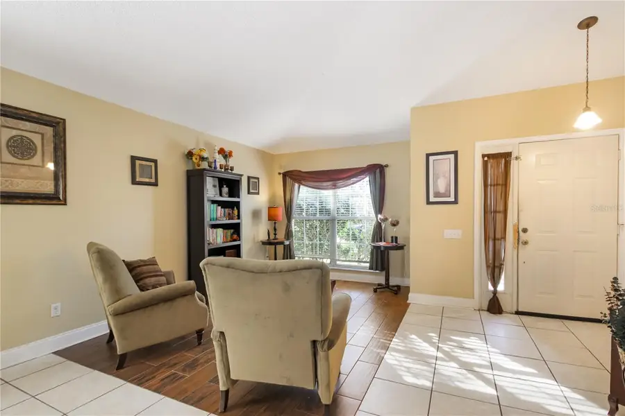 881 Garden Glen Loop, Lake Mary, FL 32746 - Image #2