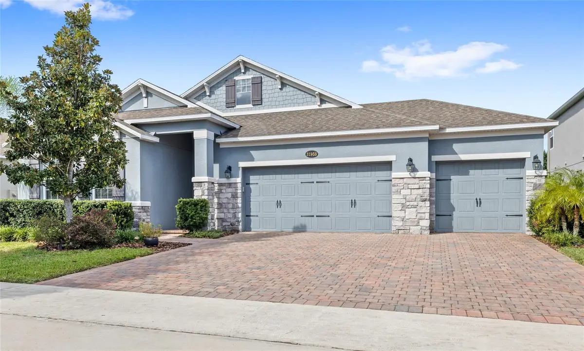 31958 Redtail Reserve Boulevard, Sorrento, FL 32776 - Image #1