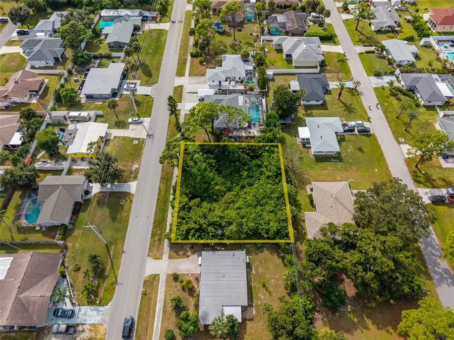 31 W Seminole Drive, Venice, FL 34293 - #2