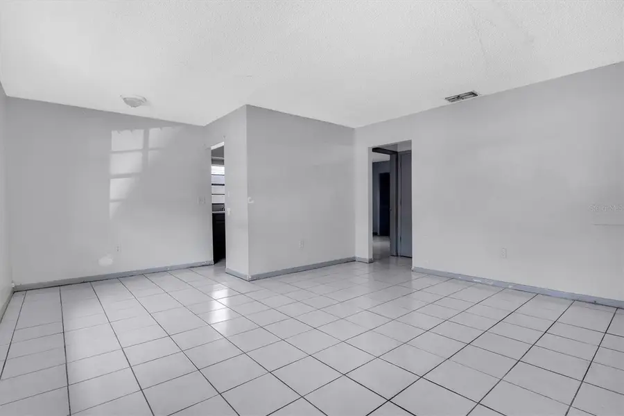 2464 Chestnut Woods Drive, Lakeland, FL 33815 - #3