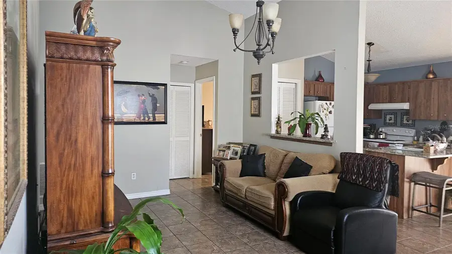 9906 Surrey Ridge Road, Orlando, FL 32825 - Image #3