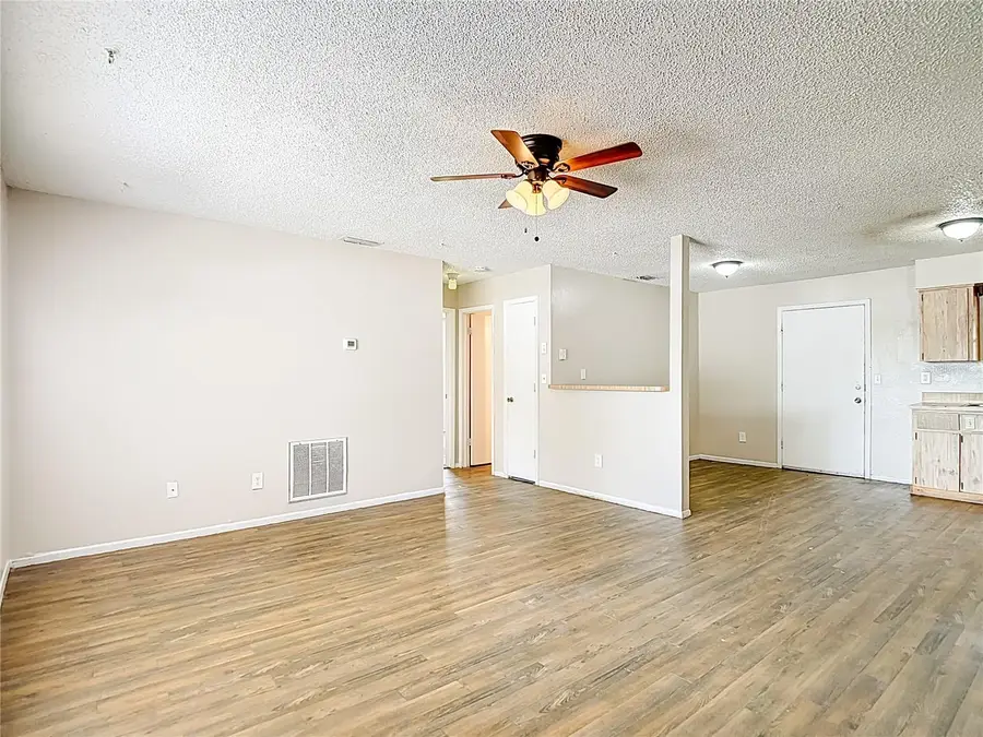 15696 Bolesta Road, Clearwater, FL 33760 - Image #3