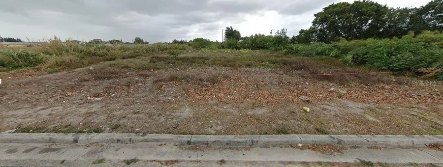 875 Joe Louis Avenue, Pahokee, FL 33476 - Image #2