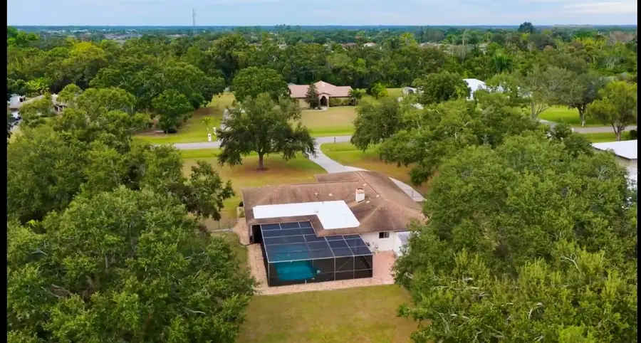 3652 Oak Grove Drive, Sarasota, FL 34243 - Image #3