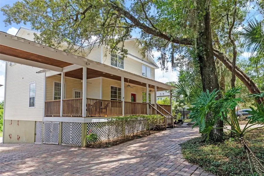 560 Fern Street, Oviedo, FL 32765 - #3