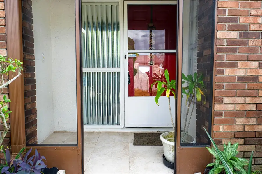 602 Oak Manor Circle, Orlando, FL 32825 - Image #3