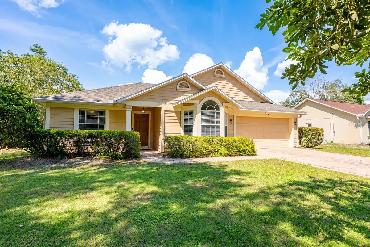 3009 E Beaumont Lane, Eustis, FL 32726 - #1