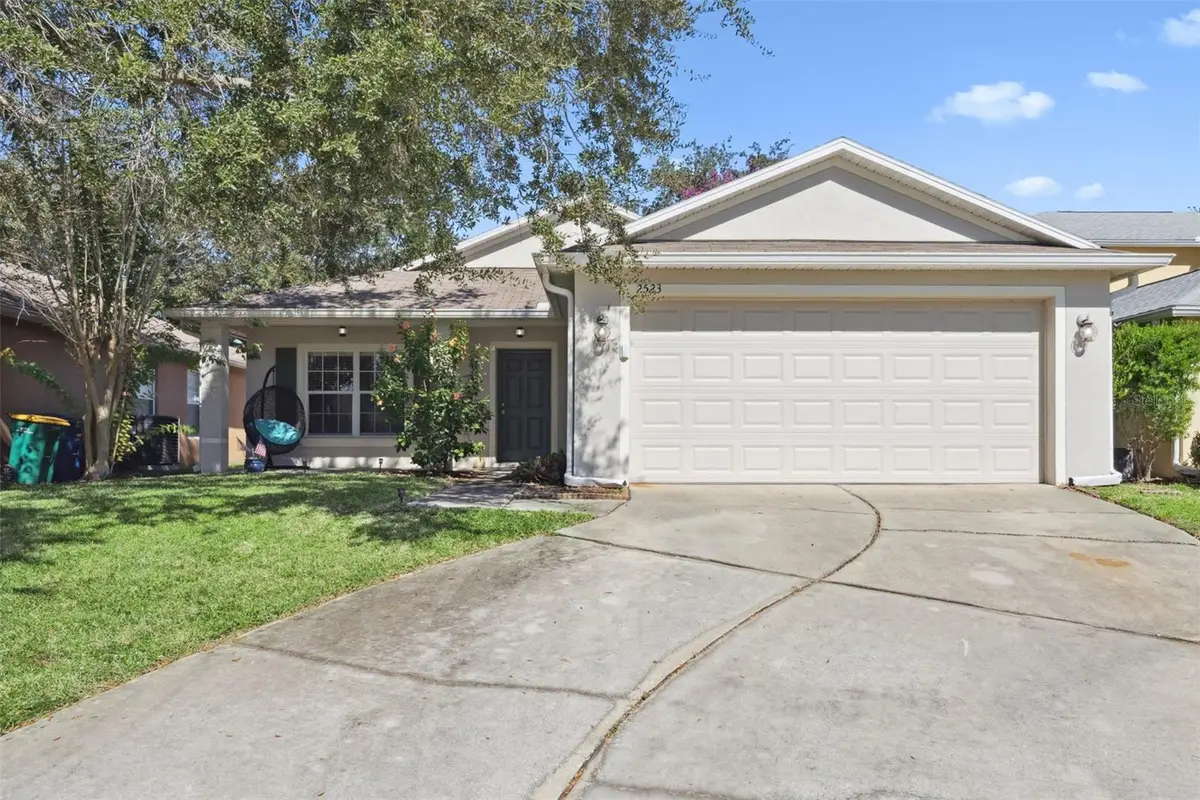 2523 Martins Run, Tavares, FL 32778 - Image #1