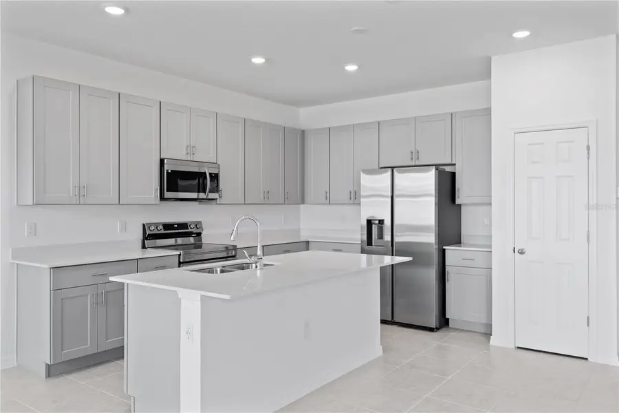 495 Silver Palm Drive, Haines City, FL 33844 - Image #3