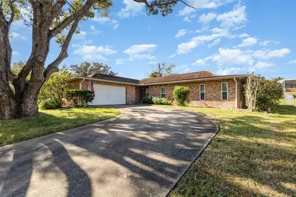 912 N Fairbairn Drive, DELTONA, FL 32725