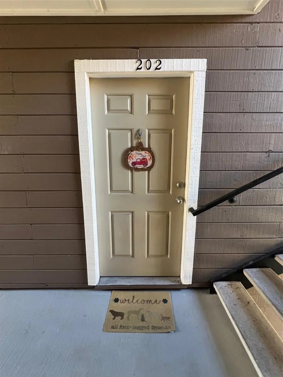 224 Afton Square #202, Altamonte Springs, FL 32714 - Image #2