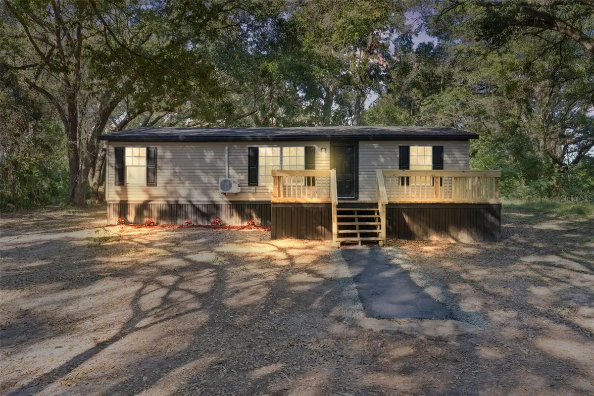 16900 SE 134th Avenue Road, Weirsdale, FL 32195 - Image #1