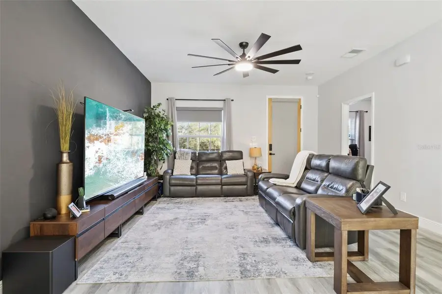 15884 SW 33rd Avenue Road, Ocala, FL 34473 - Image #3