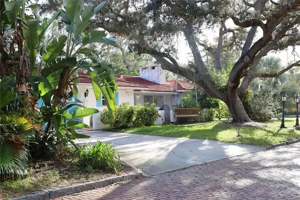 7716 Dartmouth Avenue N, ST PETERSBURG, FL 33710