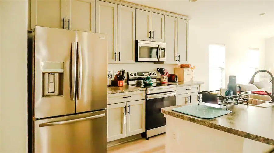 1317 Kestrel Court, Avon Park, FL 33825 - #2