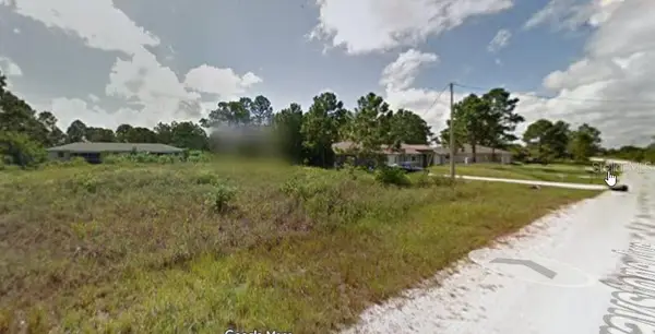 921 Graystone Avenue, LEHIGH ACRES, FL 33974