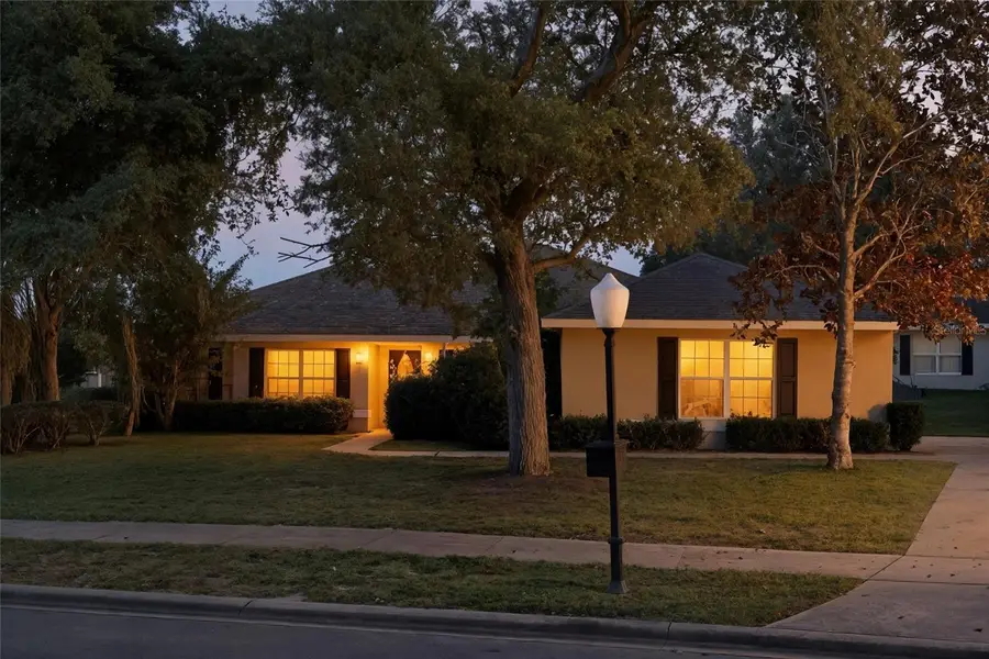 36621 Oconee Avenue, Eustis, FL 32736 - Image #2