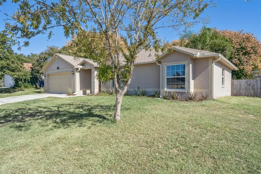 1122 Chelsea Parc Dr, Minneola, FL 34715 - Image #3
