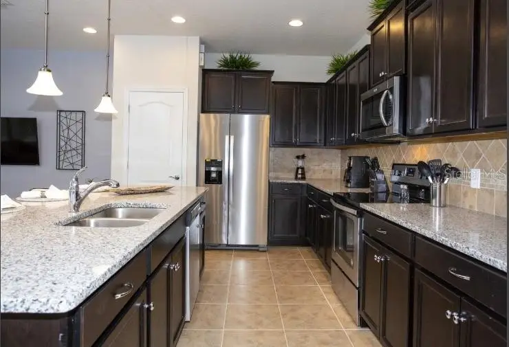 8875 Geneve Ct, Kissimmee, FL 34747 - Image #2