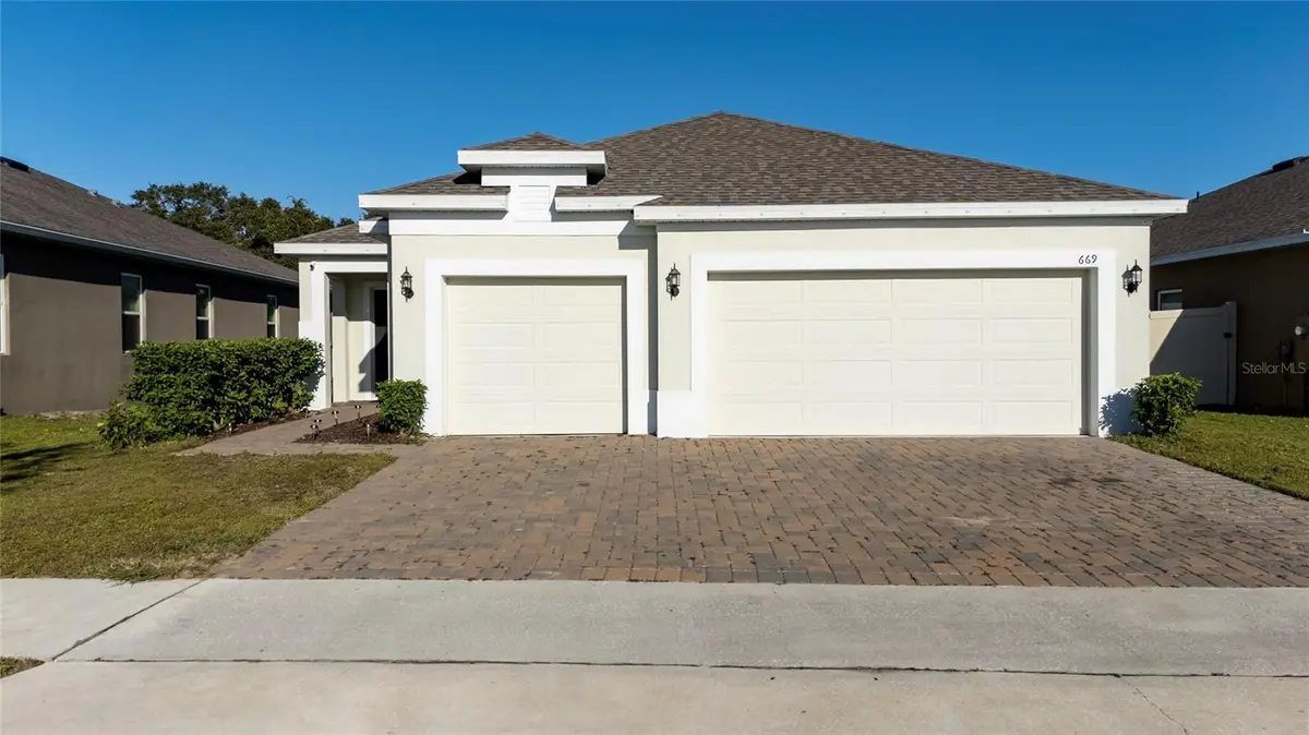 669 Jupiter Beach Road, Groveland, FL 34736 - Image #1