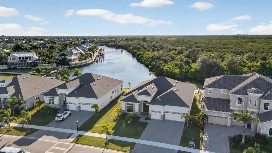 1088 Signet Drive, Apollo Beach, FL 33572 - Image #3