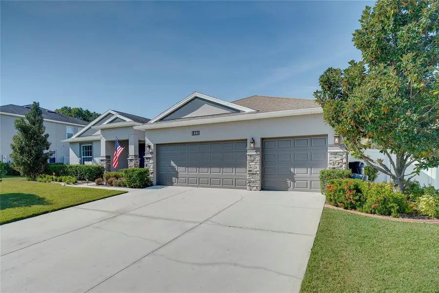 623 Lake Cove Pointe Circle, Winter Garden, FL 34787 - Image #2
