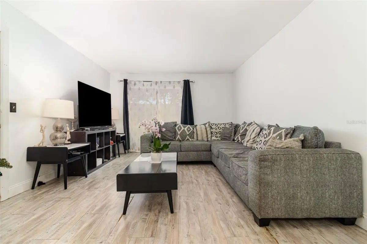 924 Lake Destiny Road #E, Altamonte Springs, FL 32714 - Image #1