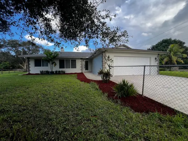 1590 SW 139th Avenue, DAVIE, FL 33325