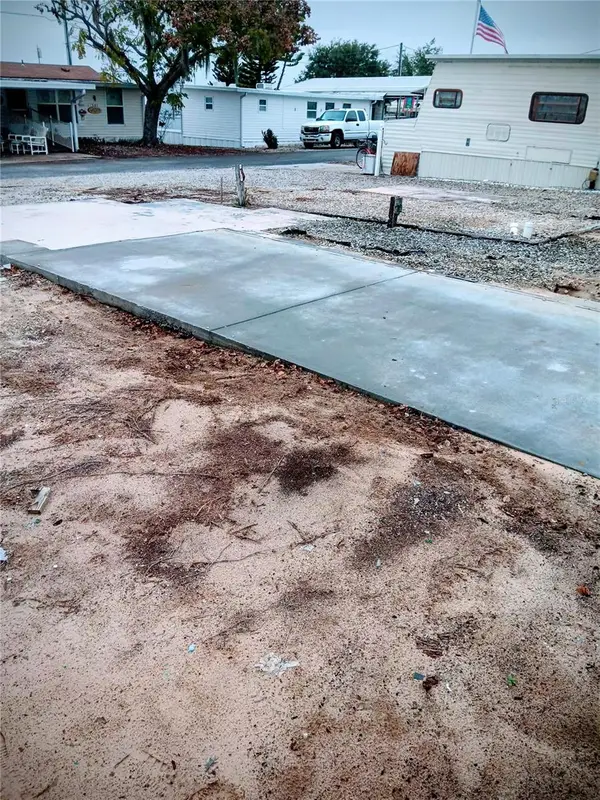 11340 Goldfinch Way, LEESBURG, FL 34788