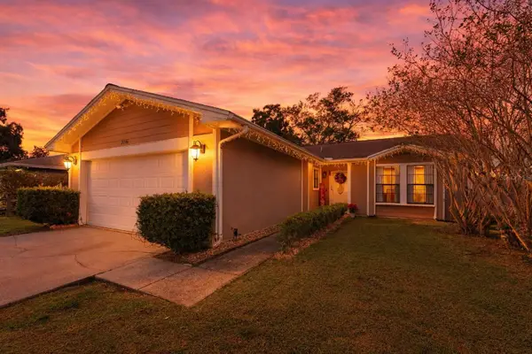 2936 Curry Woods Drive, ORLANDO, FL 32822