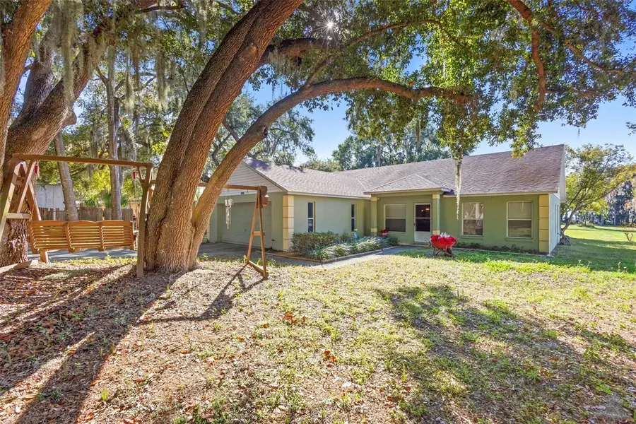 10320 Bumblebee Lane, Leesburg, FL 34788 - Image #2