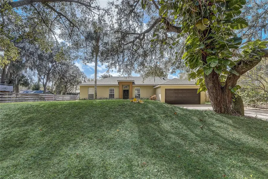 933 Cass Avenue, Oviedo, FL 32765 - Image #2