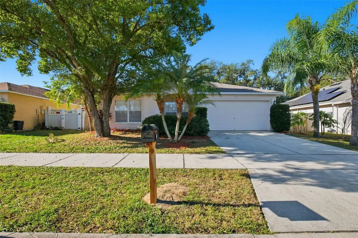 305 Abigail Road, Plant City, FL 33563 - Image #1