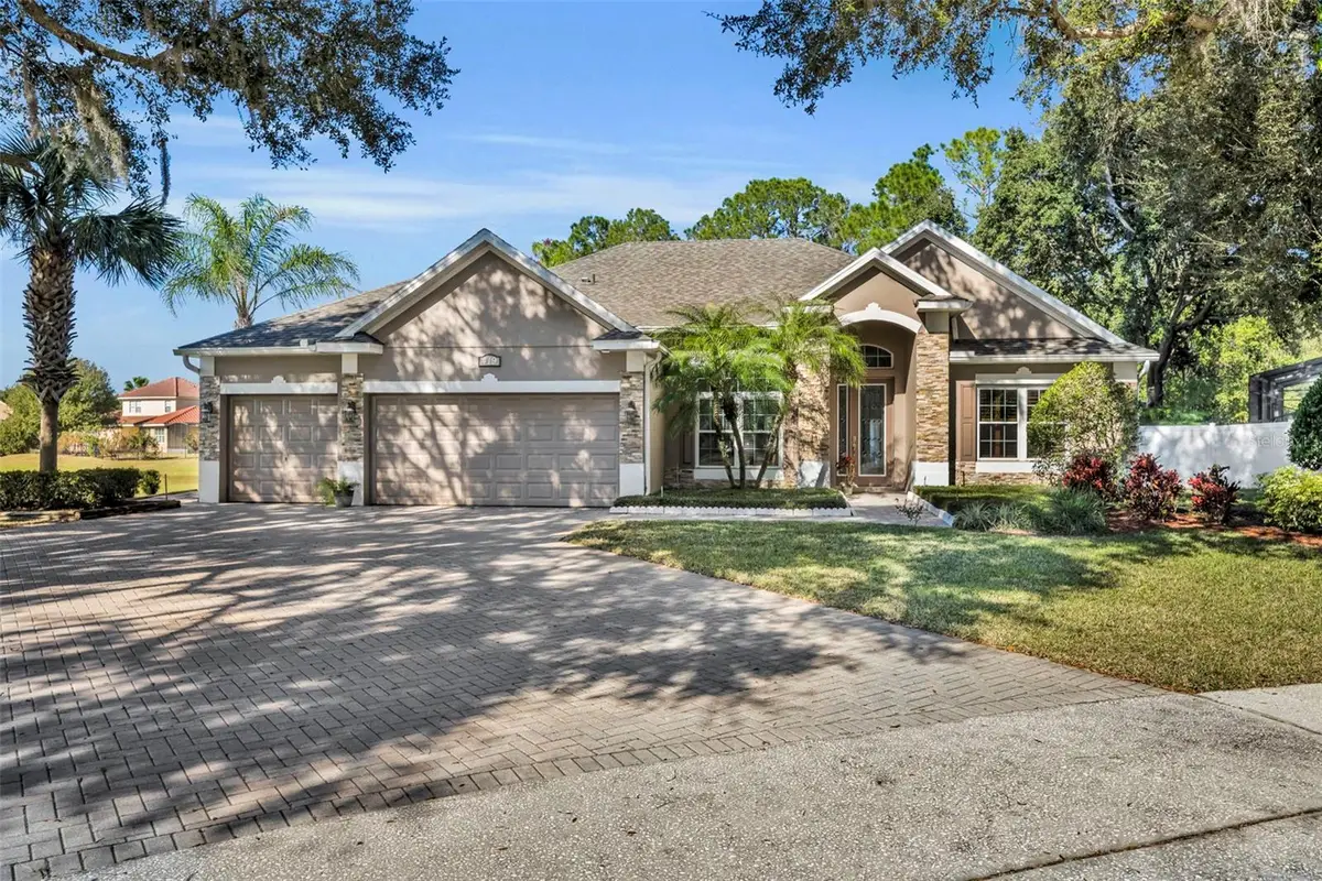 419 E Blue Water Edge Drive, Eustis, FL 32736 - Image #1