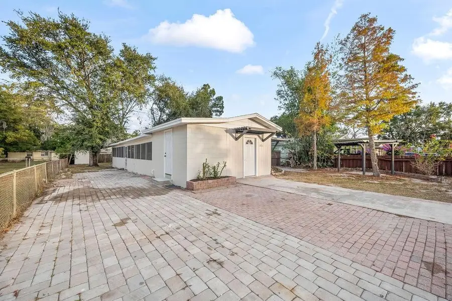 5925 Hilltop Lane W, Lakeland, FL 33809 - Image #2