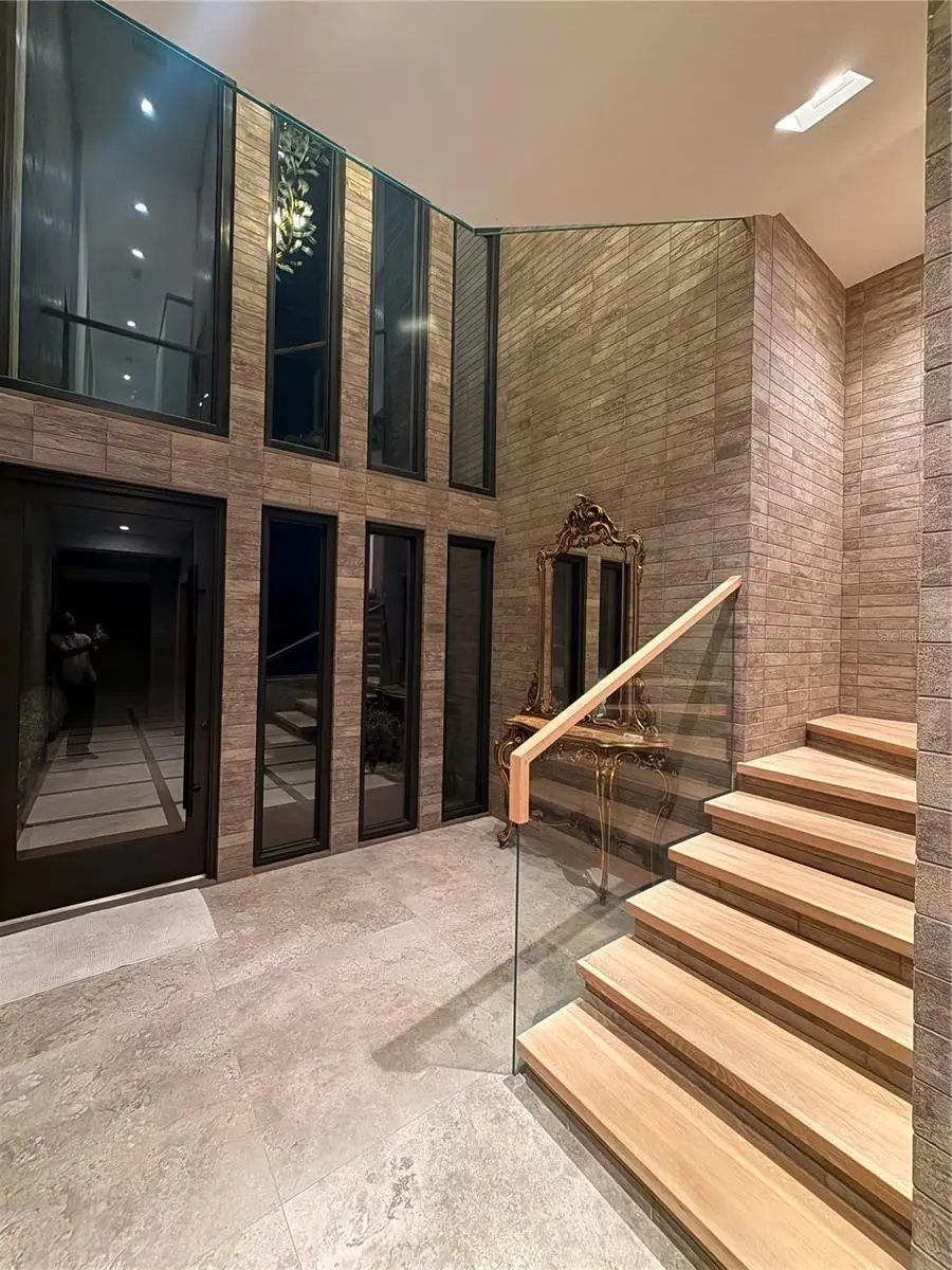 2945 Pyrula Drive, Longboat Key, FL 34228 - Image #2