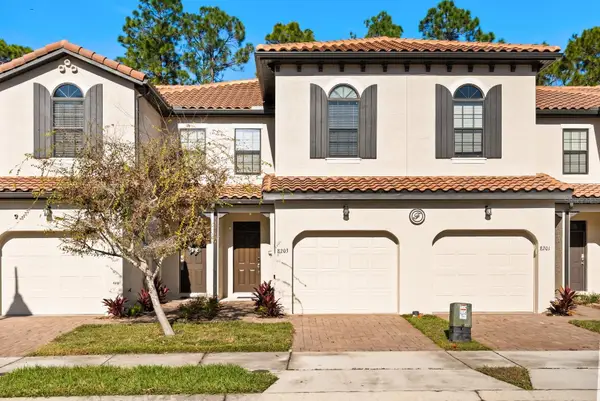 8203 Roseville Boulevard, DAVENPORT, FL 33896