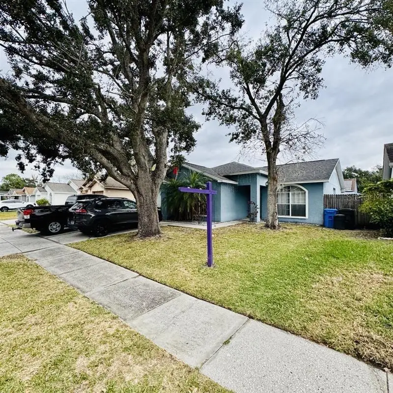8225 Riverboat Drive, Tampa, FL 33637 - Image #2