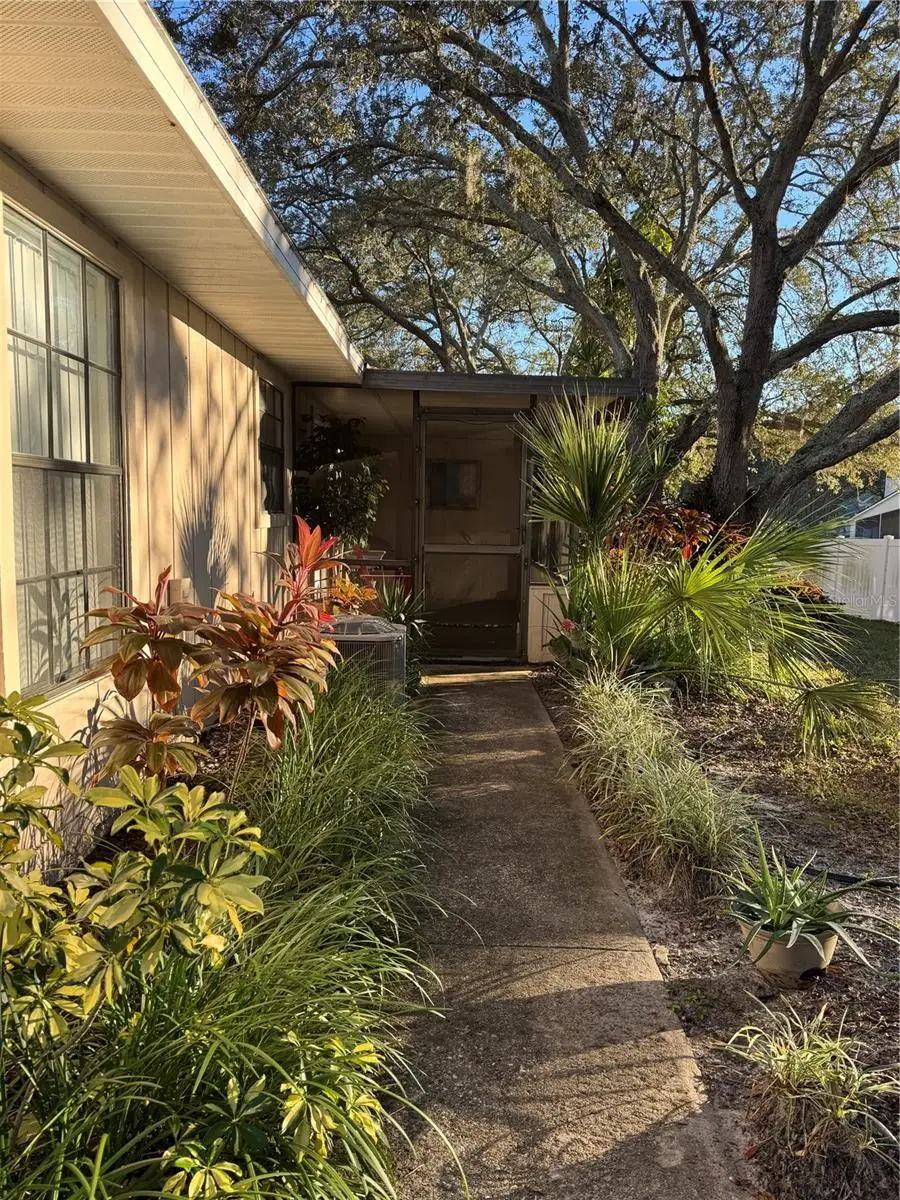 4822 Lighthouse Circle #32, Orlando, FL 32808 - Image #2