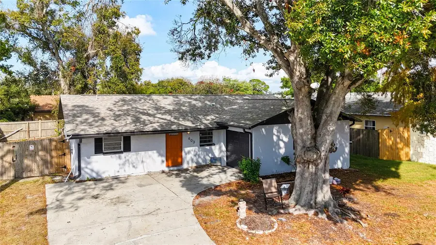 603 65th Avenue Drive W, Bradenton, FL 34207 - Image #2