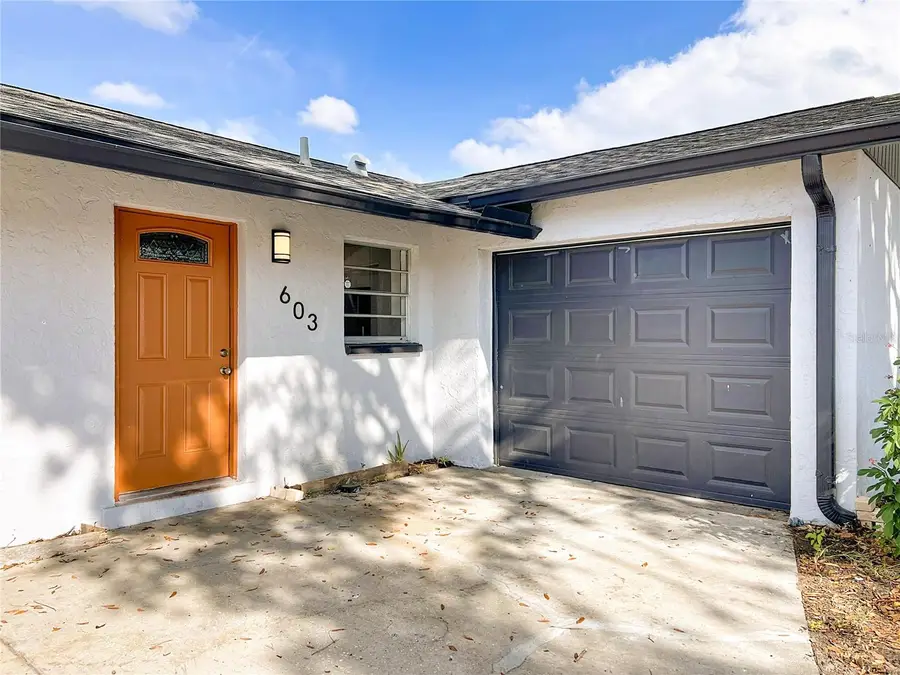 603 65th Avenue Drive W, Bradenton, FL 34207 - Image #3