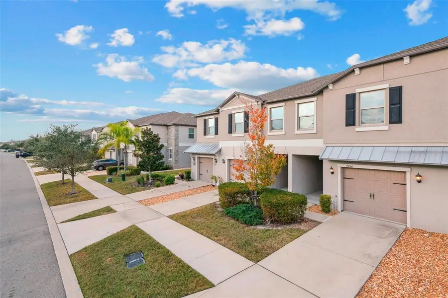 9754 Pembrooke Pines Drive, Sun City Center, FL 33573 - Image #2