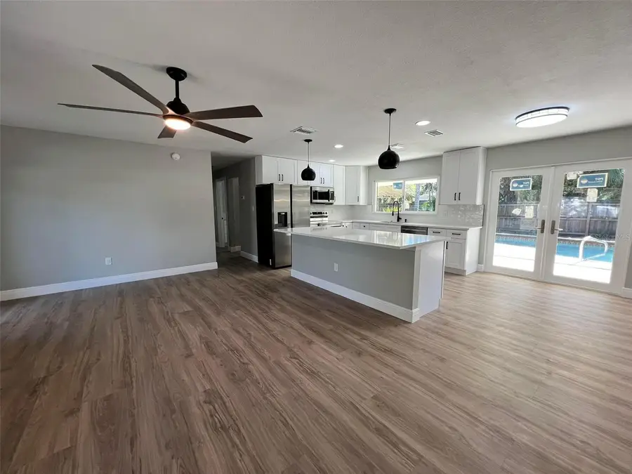 3180 Bellevue Street, Sarasota, FL 34237 - Image #3