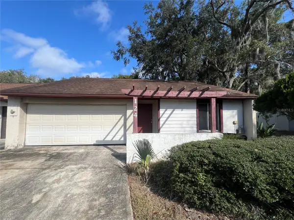 124 Clear Lake Circle, SANFORD, FL 32773