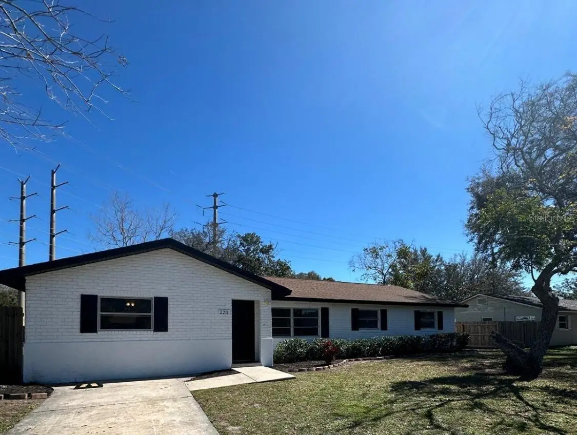 2211 Sunny View Dr, Oviedo, FL 32765 - Image #1