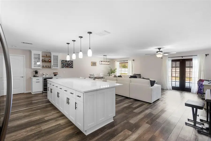 190 N Spring Lake Drive, Altamonte Springs, FL 32714 - Image #2