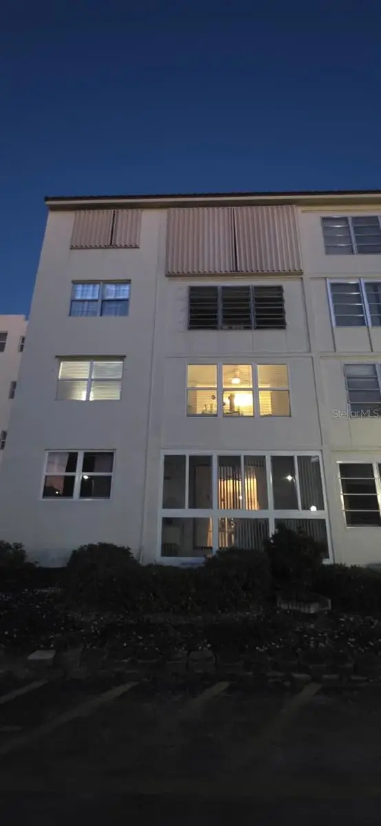 2831 Somerset Drive #217, LAUDERDALE LAKES, FL 33311